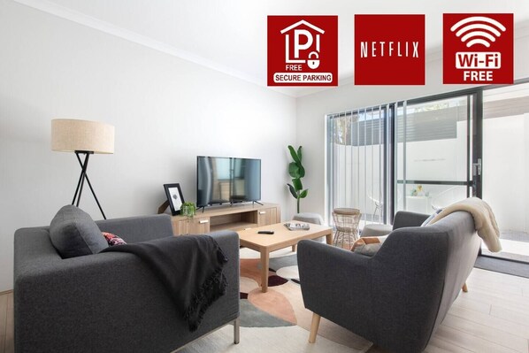 TV, offices - 3BR Sanctuary: Riverside Escape Near Freo & Perth (Attadale)