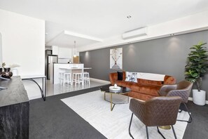 TV, offices