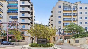 Exterior - Boho Chic- Kings Park Perth CBD ,Convention Center (Perth)