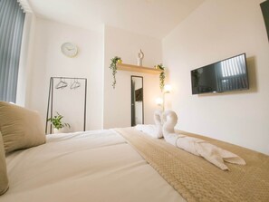 WiFi - Principality Suites (3 beds) (Cardiff)