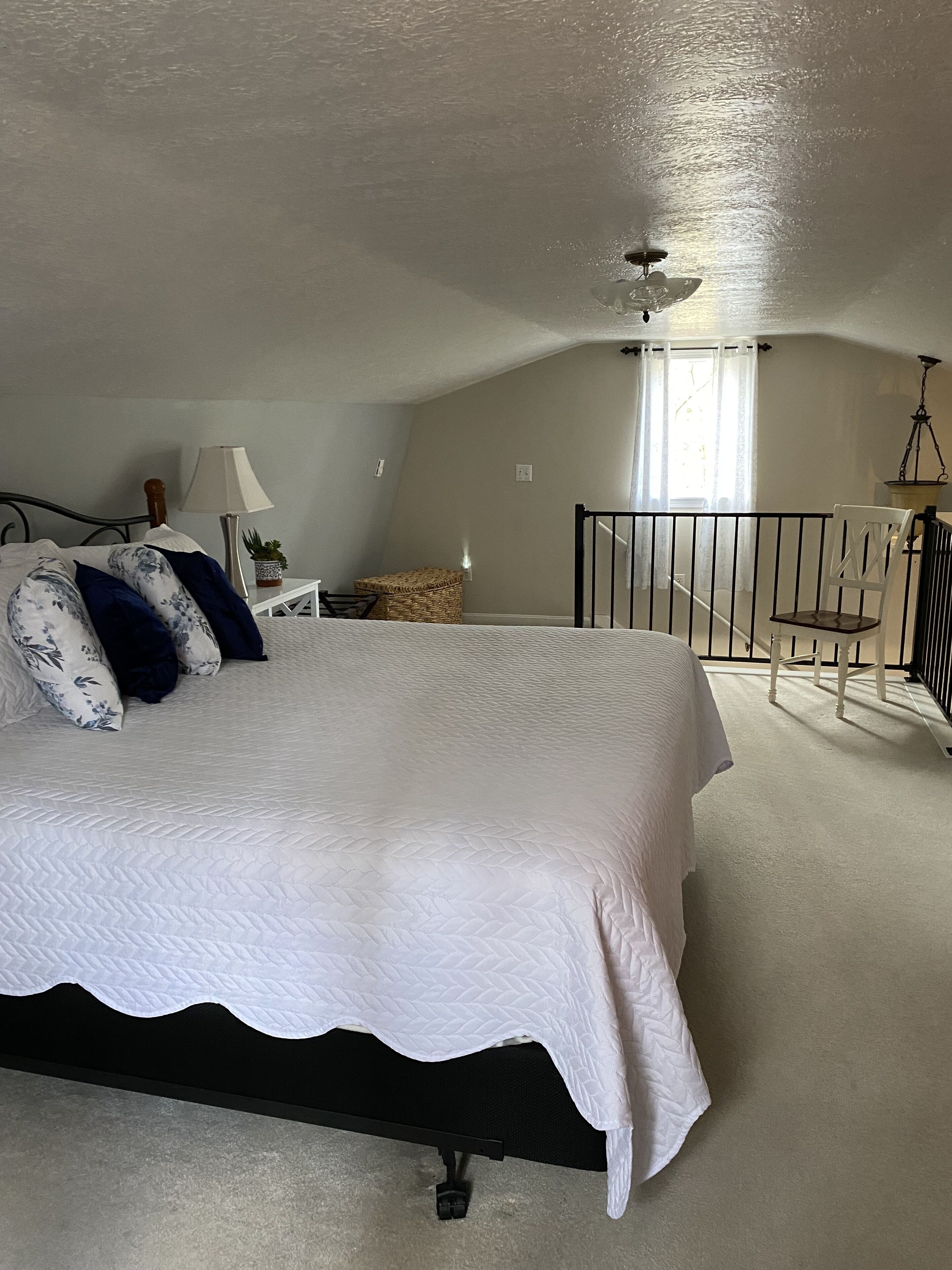 1 slaapkamer, een strijkplank/strijkijzer, wifi, beddengoed