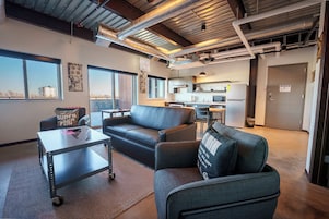 Premium Room, 1 Bedroom | Memory foam beds, in-room safe, blackout drapes, iron/ironing board