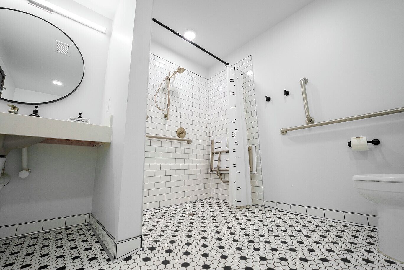 Premium-rum - 1 sovrum | Badrum | Dusch, hårtork, handdukar och tvål