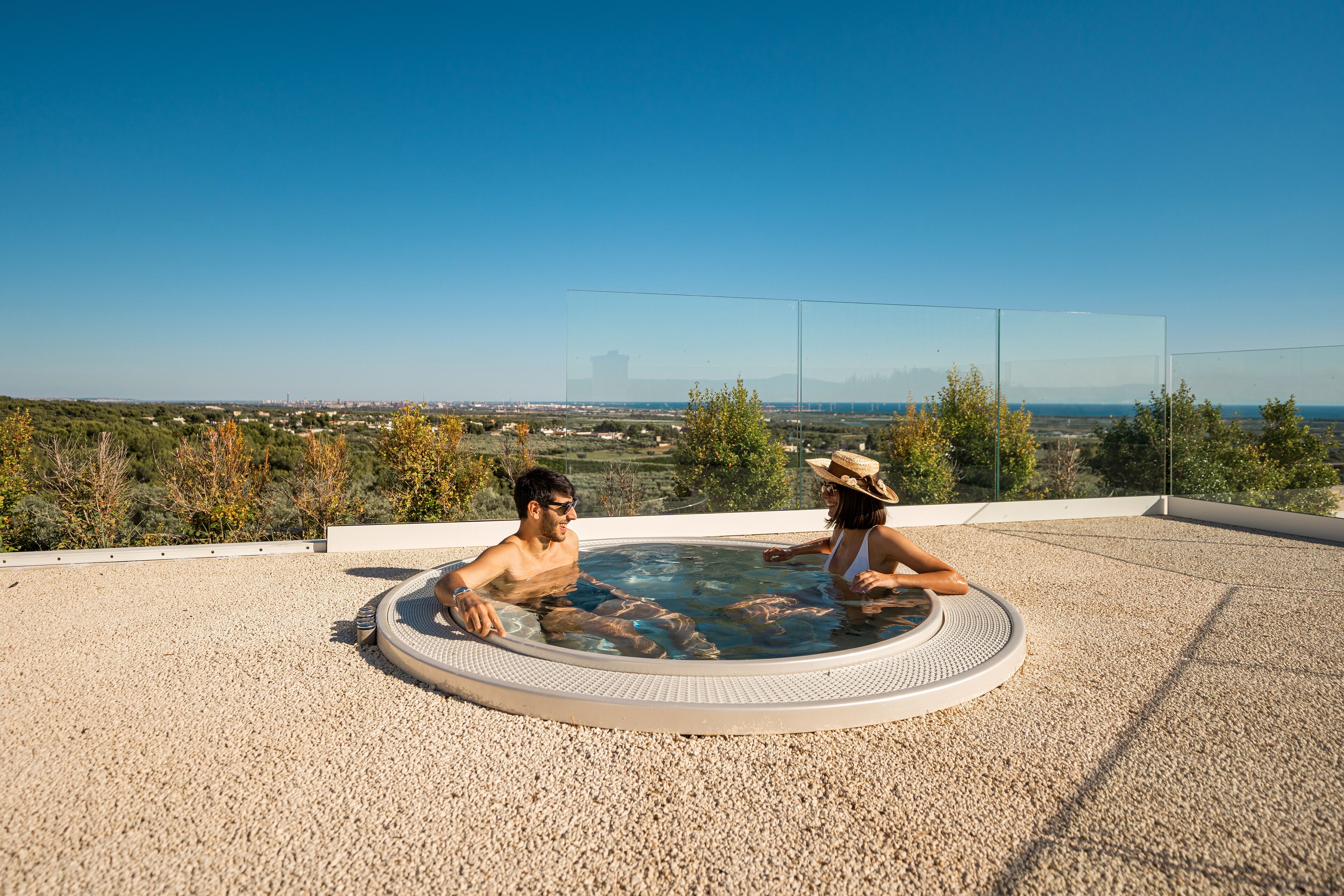 Jetted tub