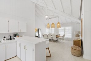 Interior - Waterfront villa,10 min from Georgetown,10 ppl (Exuma)