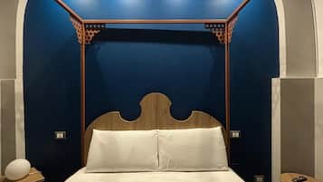 Suite estudio Deluxe | Artículos del minibar gratis, cortinas blackout y insonorización