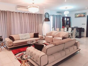 Leilighet | Oppholdsområde