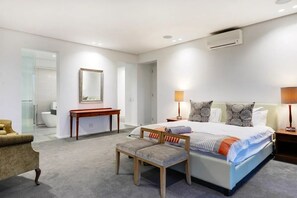 Villa, 5 Schlafzimmer, barrierefrei, Balkon | 5 Schlafzimmer