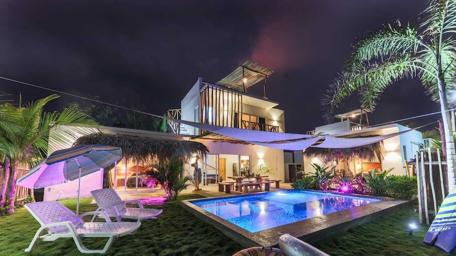 Luna Rossa Beach Villas