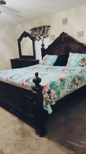 4 bedrooms, free WiFi, bed sheets - BEAUTIFUL HOUSE NEAR SEA WORLD /SIX FLAGS (San Antonio)