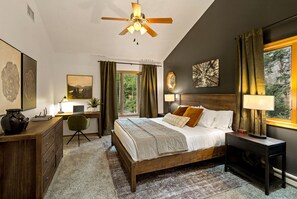 4 Schlafzimmer, Schreibtisch, Bügeleisen/Bügelbrett, kostenloses WLAN