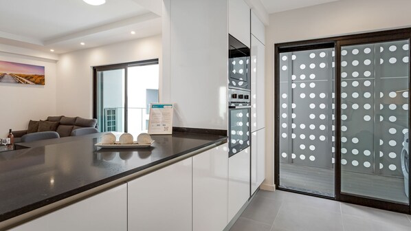 Interior - Brand New 2 BDR Flat W/Rooftop Pool by LovelyStay (Olhao)