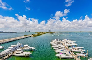 Balcony view - Waterfront condo Studio - Free Parking (North Bay Village)