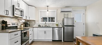 Upscale Rockwood Boho Townhouse