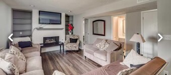 Luxurious Condo family-friendly 
Closer to attractions!
Eatery,Walmart&lot more!