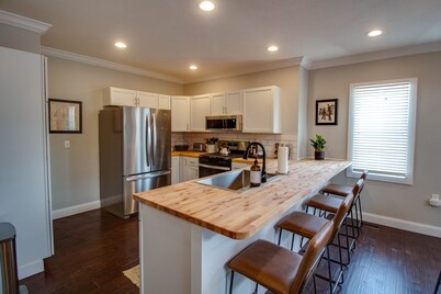 The Carlinville Cottage