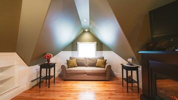 Exclusive Suite | Living area