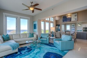 Luxury Penthouse | Living area