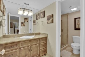 Shower, towels