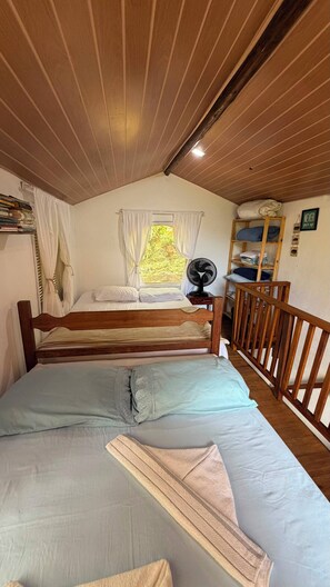Room - Pedaço de Céu Chalet: In the woods, 5 minutes from the beach (Paraty)