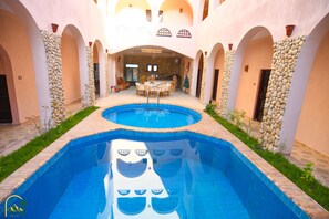 15 indoor pools