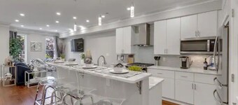 "Nations Capitol Comfort - Your Corporate Quintessential Stay"