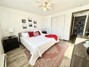 2 bedrooms, iron/ironing board, travel cot, WiFi