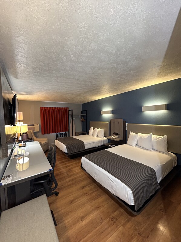 Basic Double Room, 2 Queen Beds