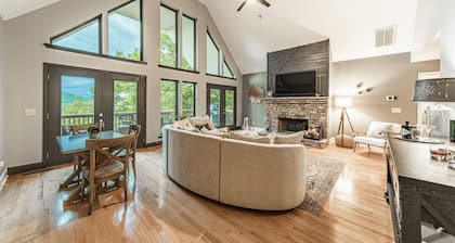 Family Escape w/ Views | Pet-Friendly | Firepit