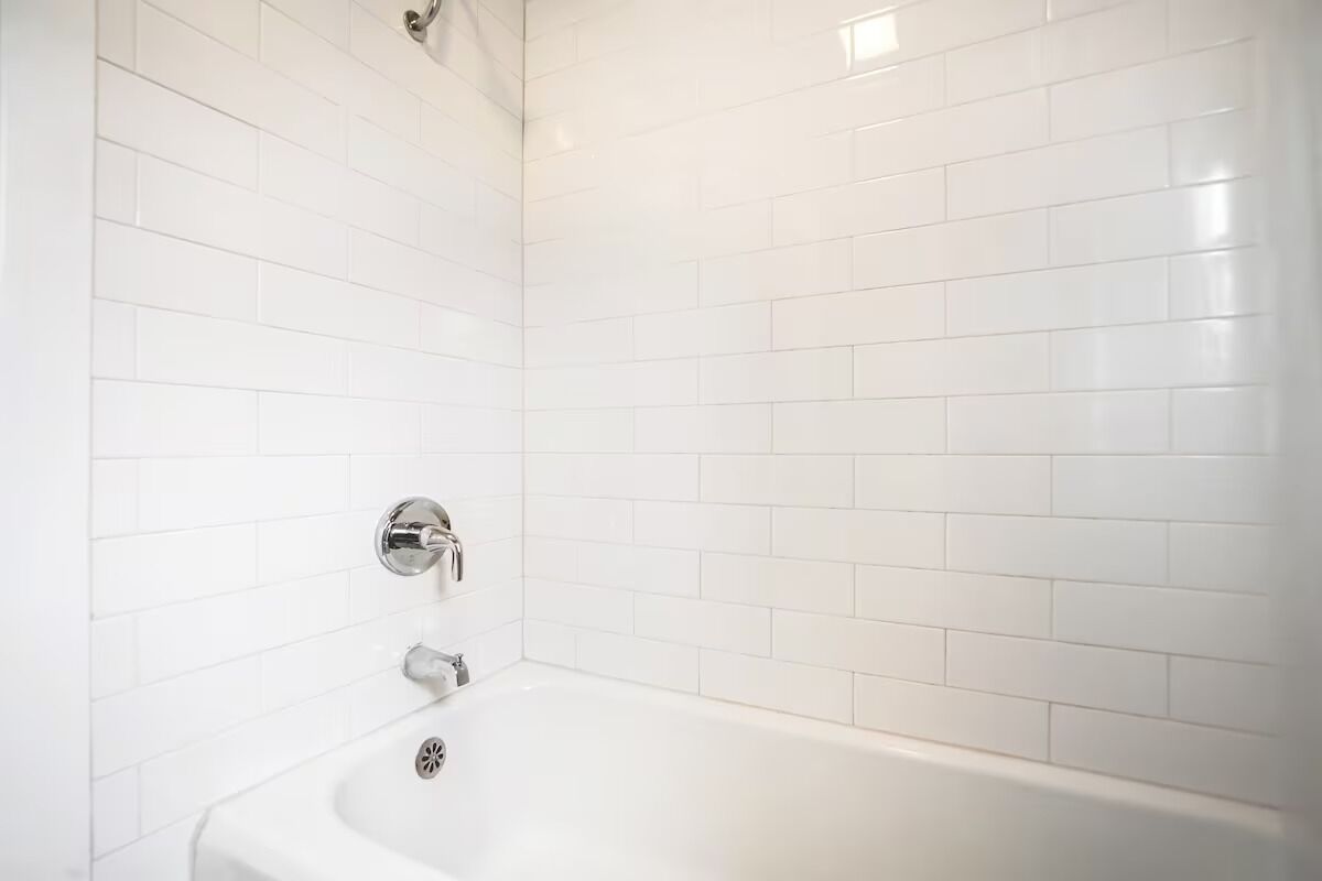 Classic Apartment | Bathroom