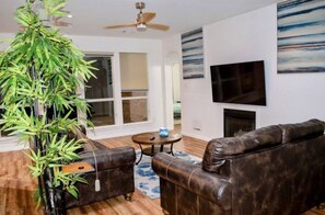 スマートテレビ、テーブルサッカー台