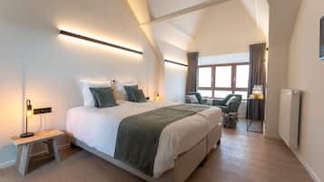 Superior Double Room | Meja, kalis bunyi, Wi-fi percuma