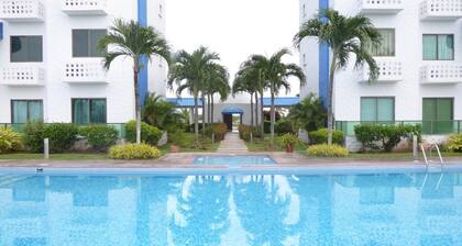 Spacious beach apartment, 3 BDR, ocean view, quiet place to rest and relax