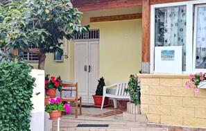 Exterior detail - Beautiful apartment in Roccaspinalveti (Roccaspinalveti)