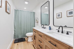 Hair dryer, towels