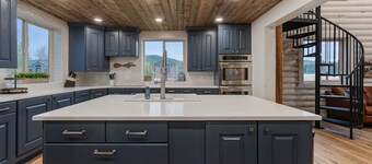 Bear Country Cabins: 11 Cabins, Hot Tub, Sleeps 50, & Pet Friendly!