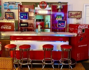 Bar (in der Unterkunft)