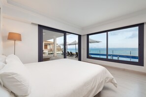 4 chambres, fer et planche à repasser, Wi-Fi gratuit, draps fournis