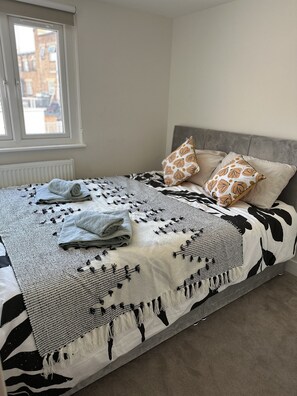 4 間睡房、熨斗/熨衫板、Wi-Fi、床單