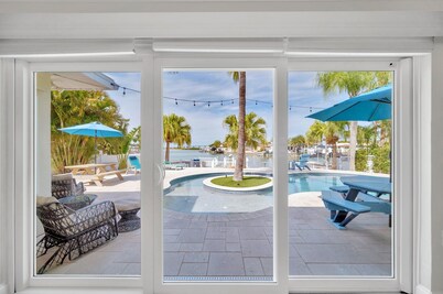 Ocean View | Heated Pool | 3 Bedroom | Golf Cart