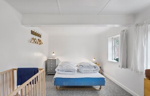 2 habitaciones, cuna de viaje y wifi gratis 