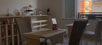 2 Bedroom Bed & breakfast in Modena