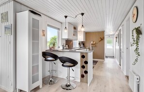Kühlschrank, Ofen, Herdplatte, Geschirrspüler