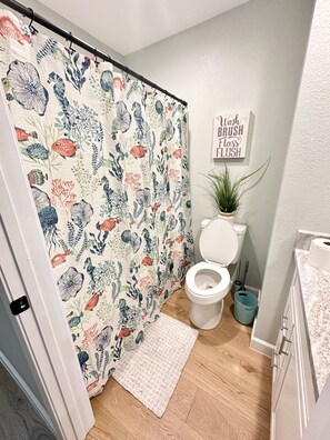 Hårtørrer, håndklæder, Sæbe, Shampoo
