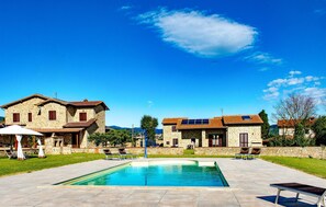Pool - Awesome home in Castiglion Fiorentino (Castiglion Fiorentino)