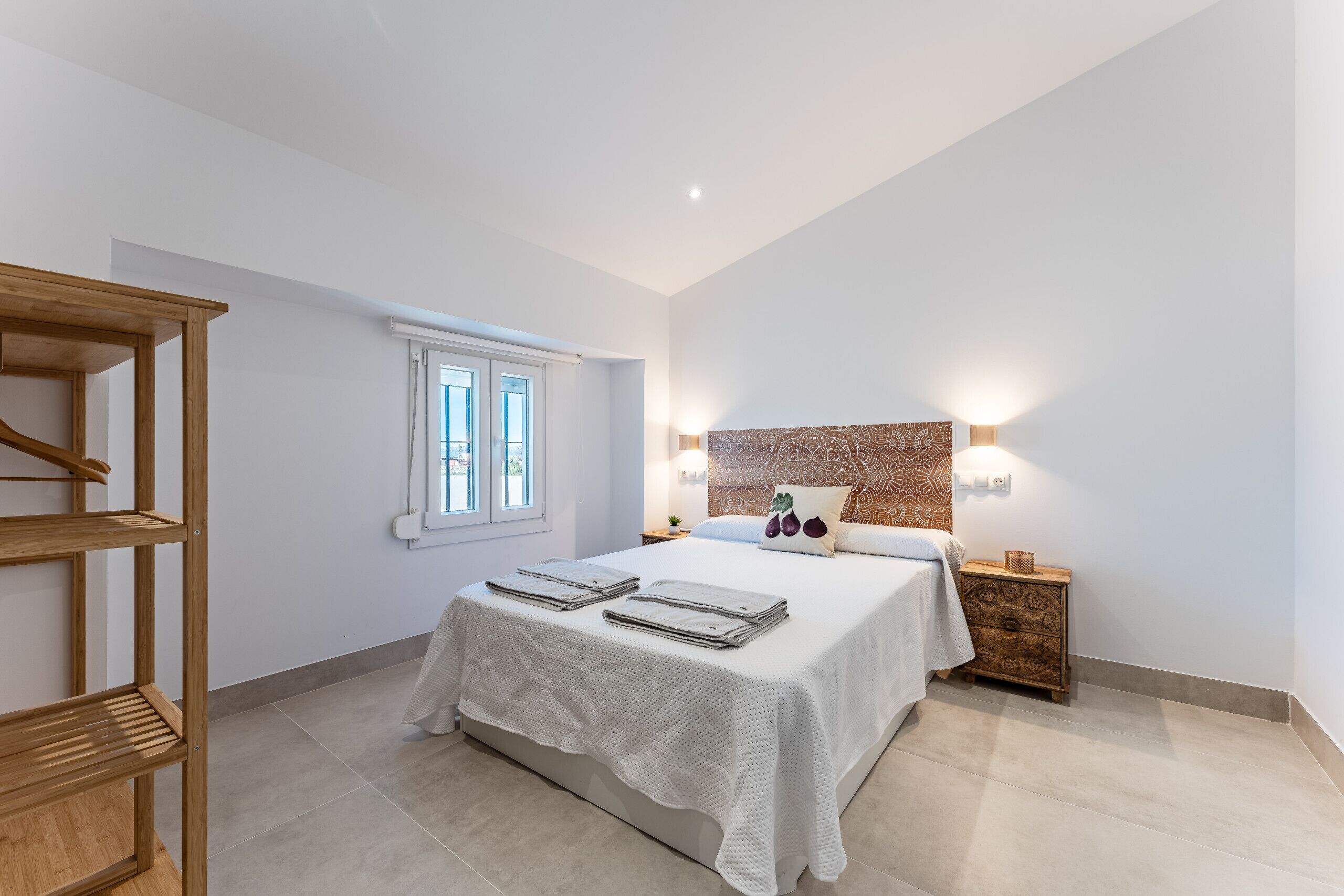 6 slaapkamers, een strijkplank/strijkijzer, gratis wifi, beddengoed