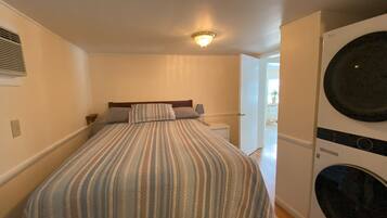 2 عدّة غرف نوم وواي فاي مجانًا وملاءات أسرّة