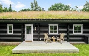 Exterior - Nice home in Hornbæk with WiFi (Hornbæk)