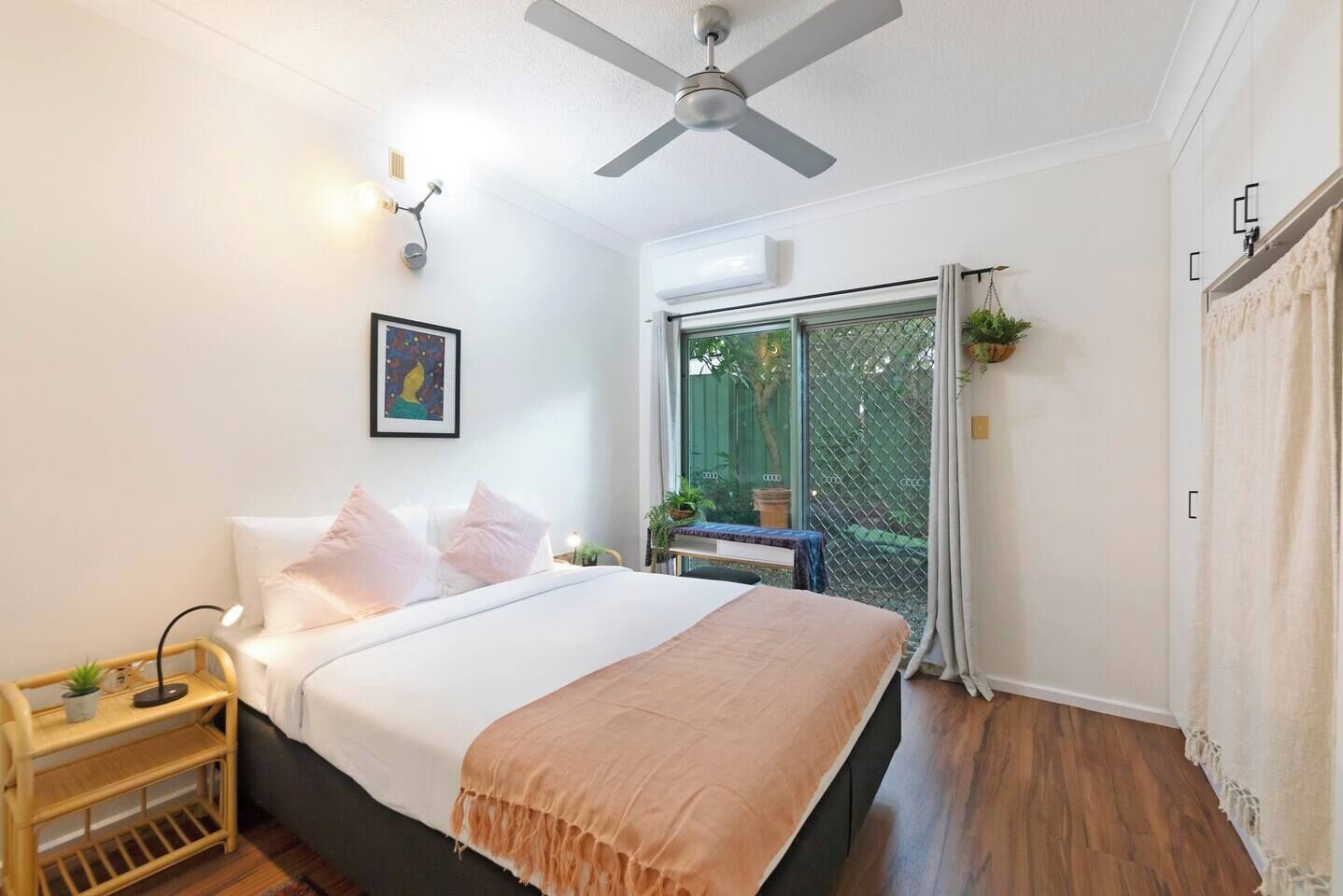 3 chambres, fer et planche à repasser, lit parapluie, Wi-Fi