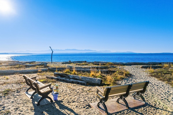 Liegestühle, Strandtücher